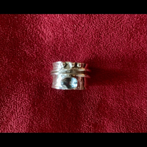 Blue topaz sterling silver spinner ring. - Picture 2 of 7